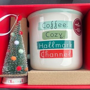 NIB Hallmark Christmas Channel Mug Bottle Brush Tree Ornament set